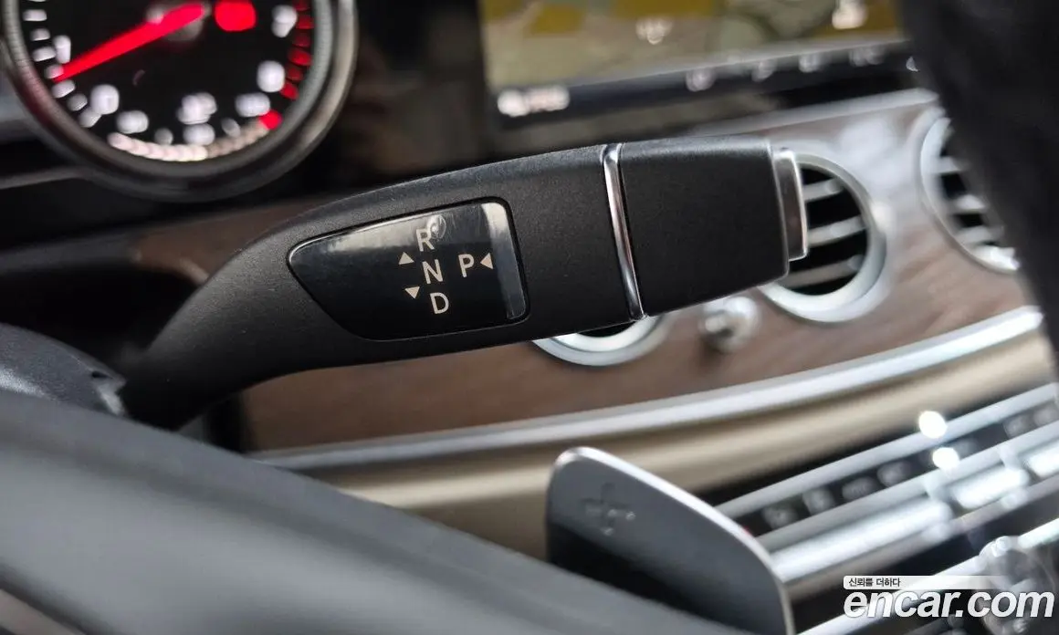 Mercedes-Benz E-Class 2017 2.0 АКПП, фото 9