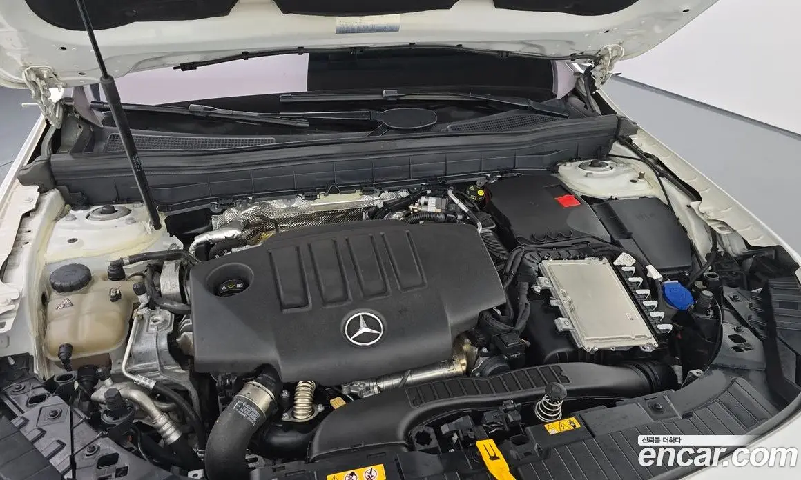 Mercedes-Benz GLB-Class 2022 1.9 АКПП, фото 6