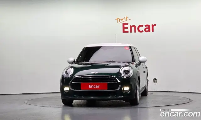 Mini Cooper 2018 1.5 АКПП, миниатюра 3