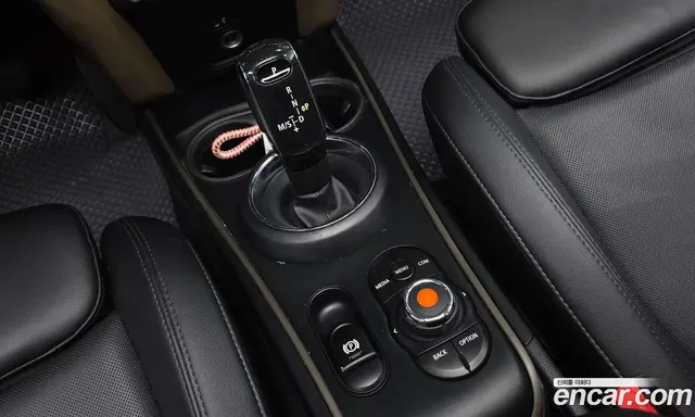 Mini Countryman 2019 2.0 АКПП, миниатюра 11 Mini Countryman 2019 2.0 АКПП, миниатюра 11
