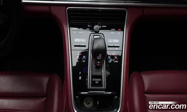 Porsche Panamera 2018 3.0 АКПП, миниатюра 11