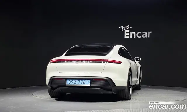 Porsche Taycan 2023 0.1 АКПП, миниатюра 4