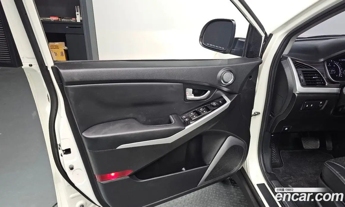 SsangYong Korando 2015 2.0 АКПП, фото 13
