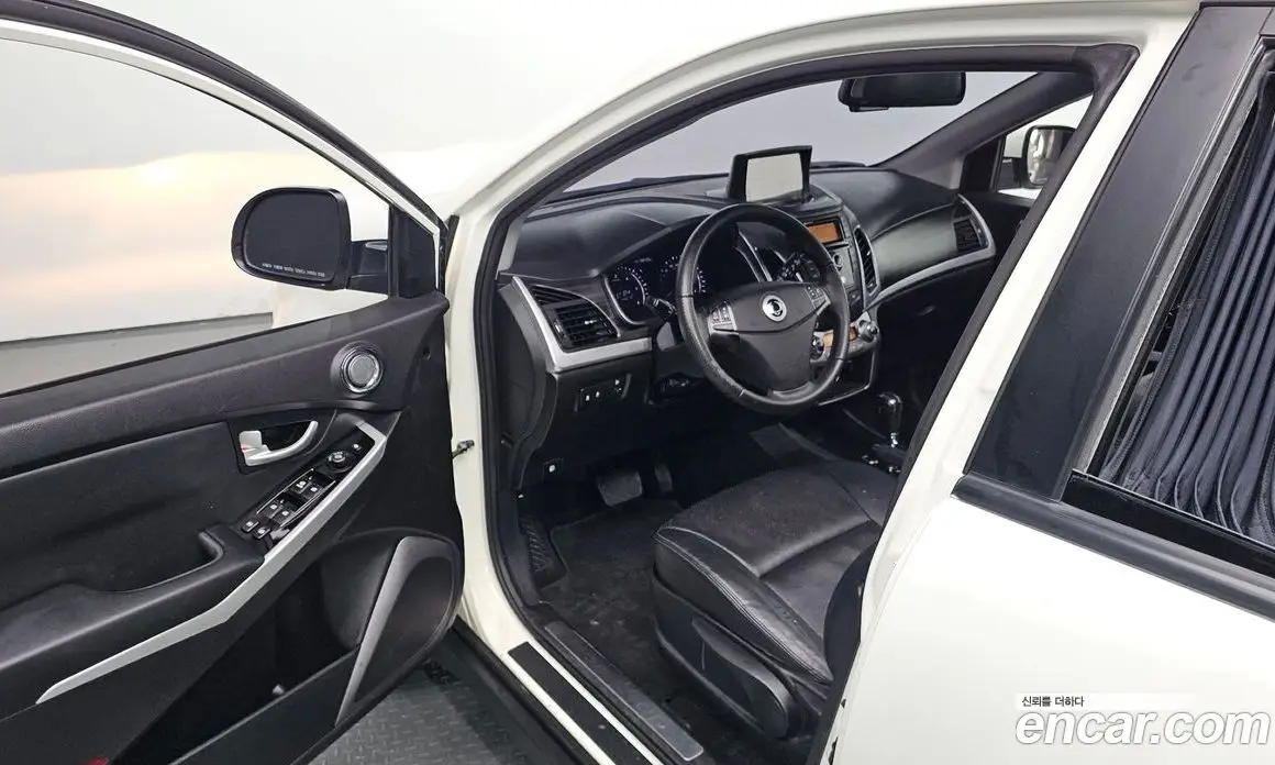 SsangYong Korando 2015 2.0 АКПП, фото 16