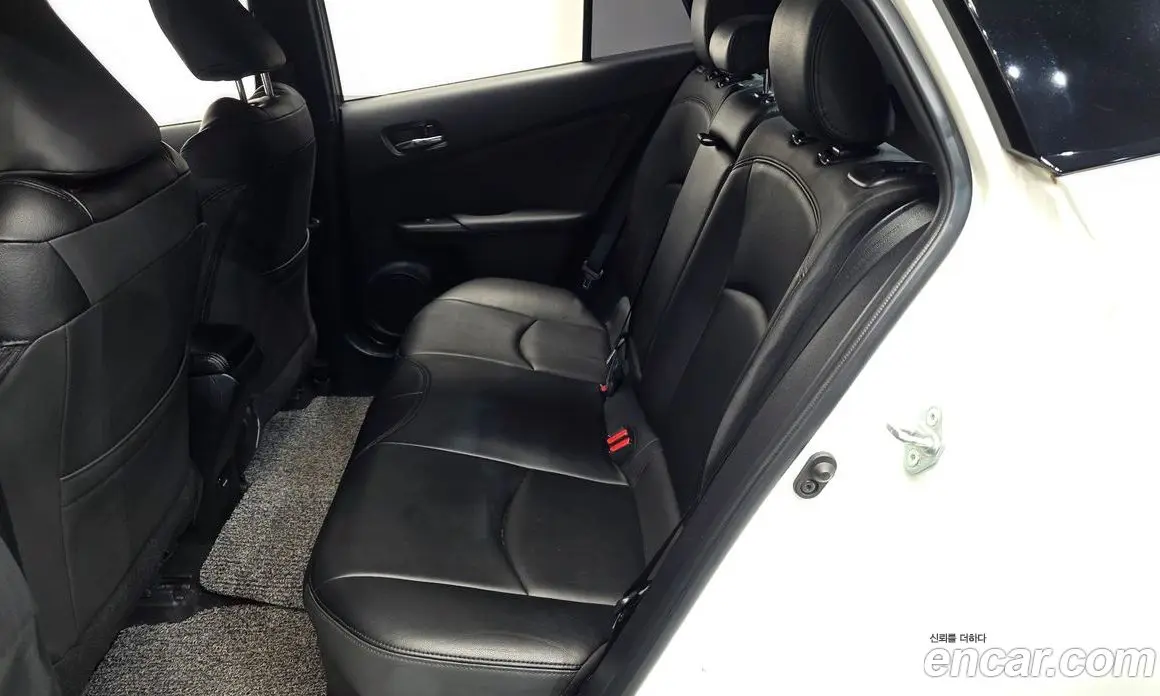 Toyota Prius 2018 1.8 АКПП, фото 17