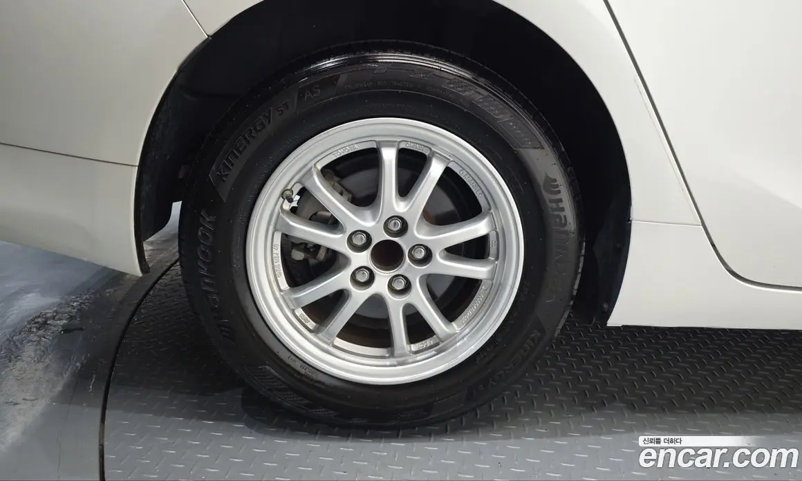 Toyota Prius 2018 1.8 АКПП, фото 5