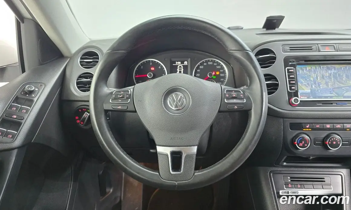 Volkswagen Tiguan 2016 2.0 АКПП, фото 13