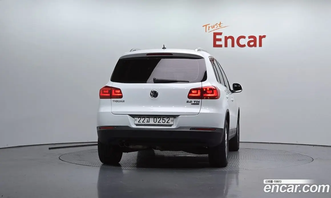 Volkswagen Tiguan 2016 2.0 АКПП, фото 4