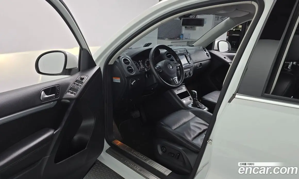 Volkswagen Tiguan 2016 2.0 АКПП, фото 10