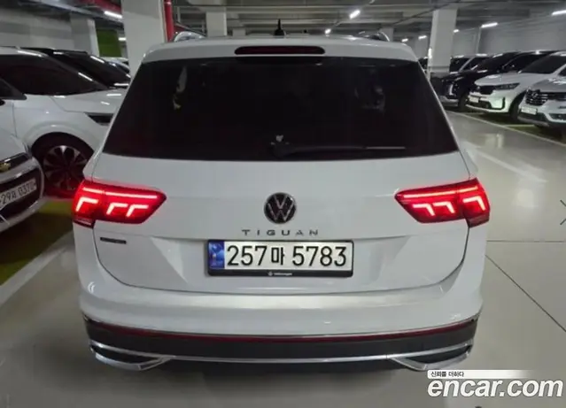 Volkswagen Tiguan 2023 2.0 АКПП, миниатюра 2