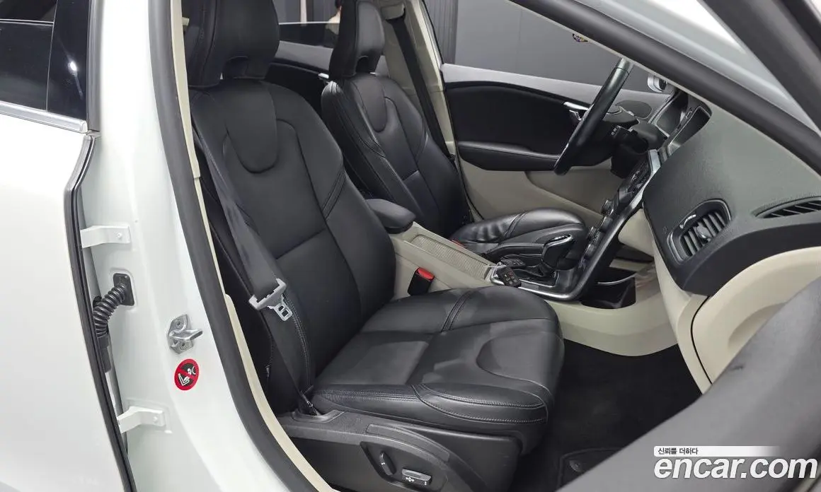 Volvo V40 2016 2.0 АКПП, фото 15