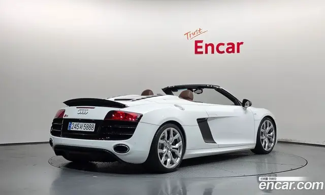 Audi R8 2012 5.2 АКПП, миниатюра 2