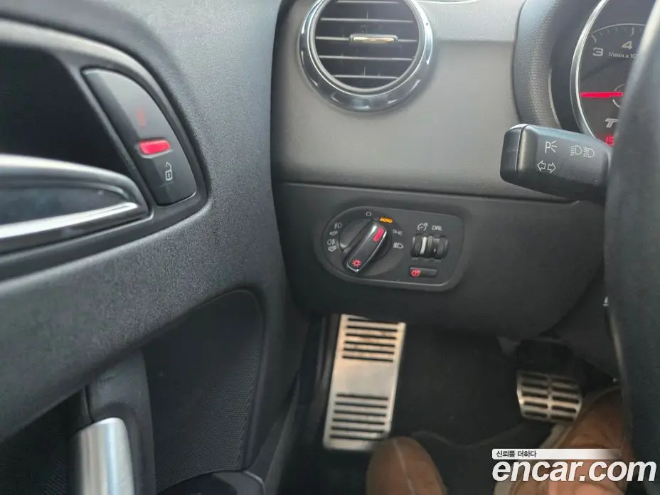 Audi TT 2008 2.0 АКПП, фото 13