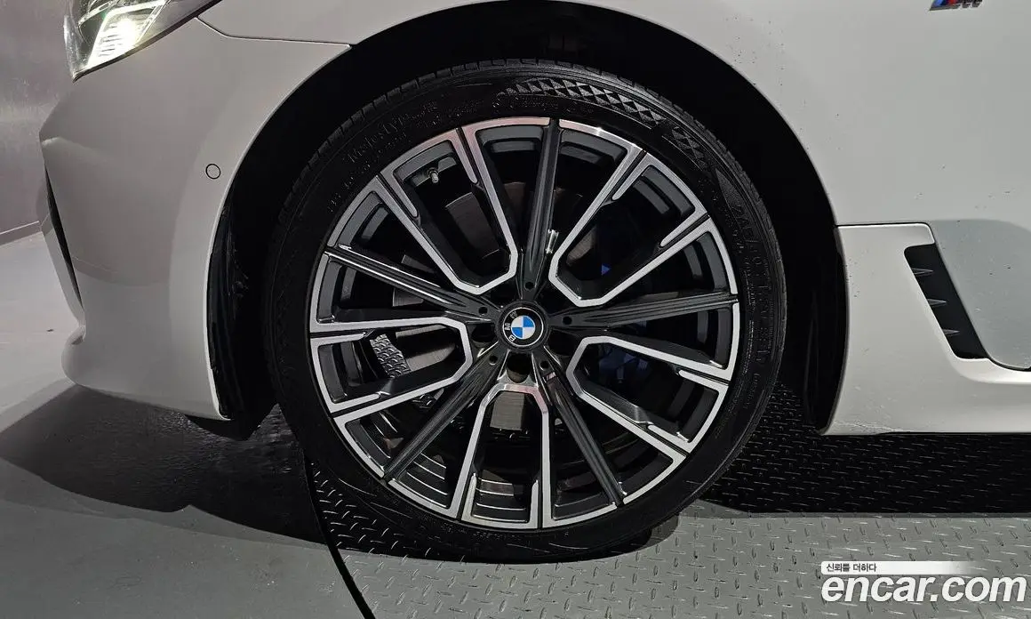 BMW 6 серия 2024 2.0 АКПП, фото 5