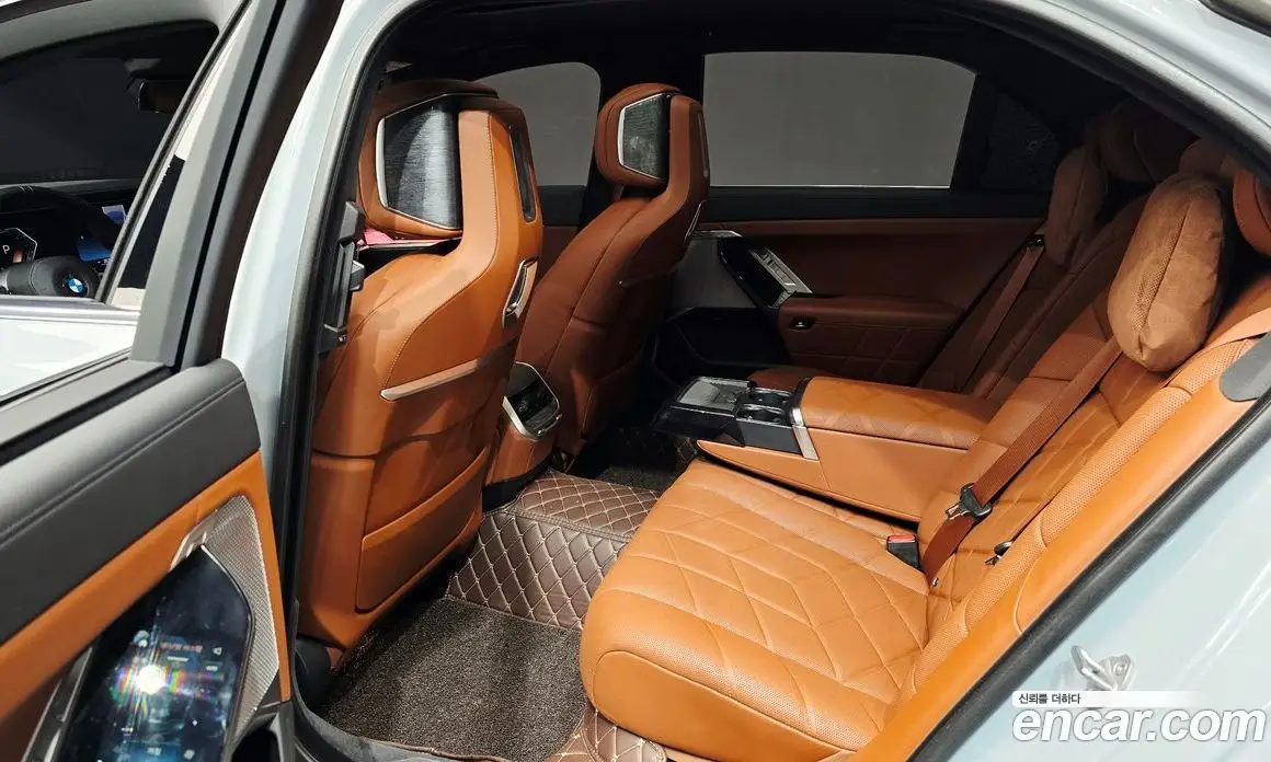 BMW 7 серия 2024 3.0 АКПП, фото 18