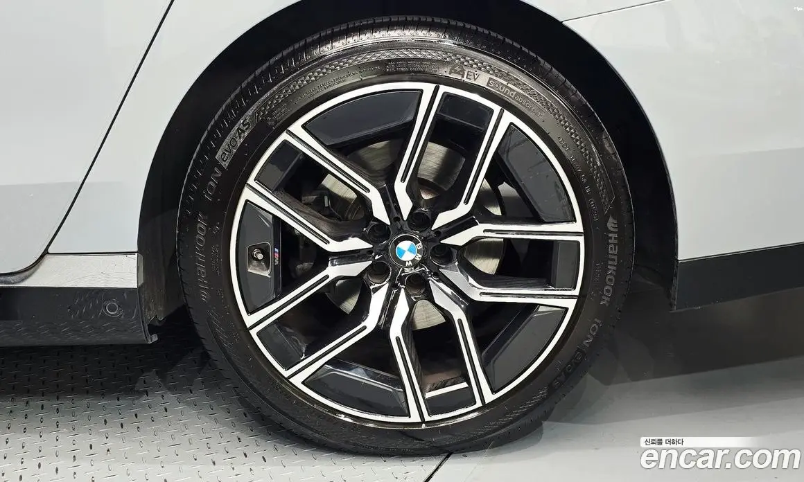 BMW 7 серия 2024 3.0 АКПП, фото 7