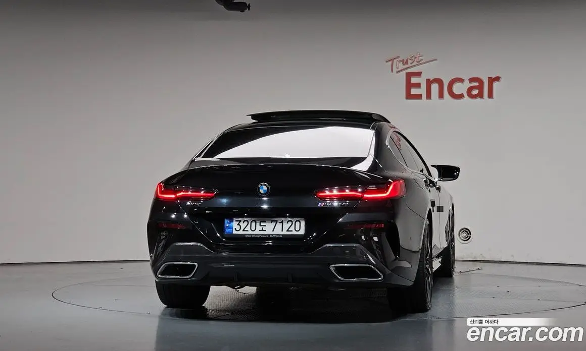 BMW 8 серия 2023 4.4 АКПП, фото 3