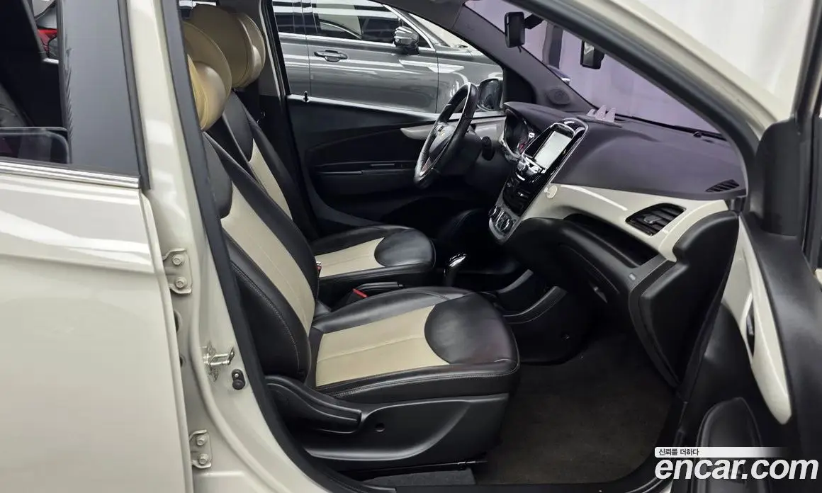 Chevrolet Spark 2015 1.0 вариатор, фото 17