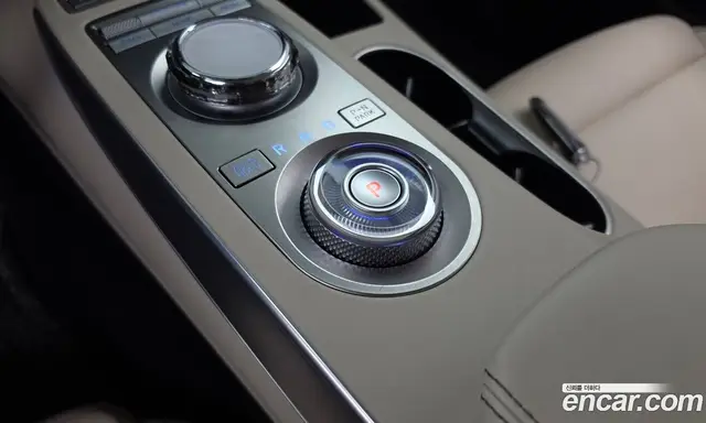 Genesis GV70 2023 2.5 АКПП, миниатюра 12