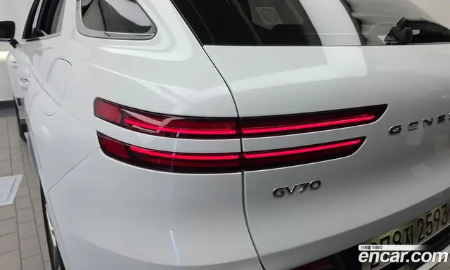 Genesis GV70 2023 2.5 АКПП, миниатюра 9