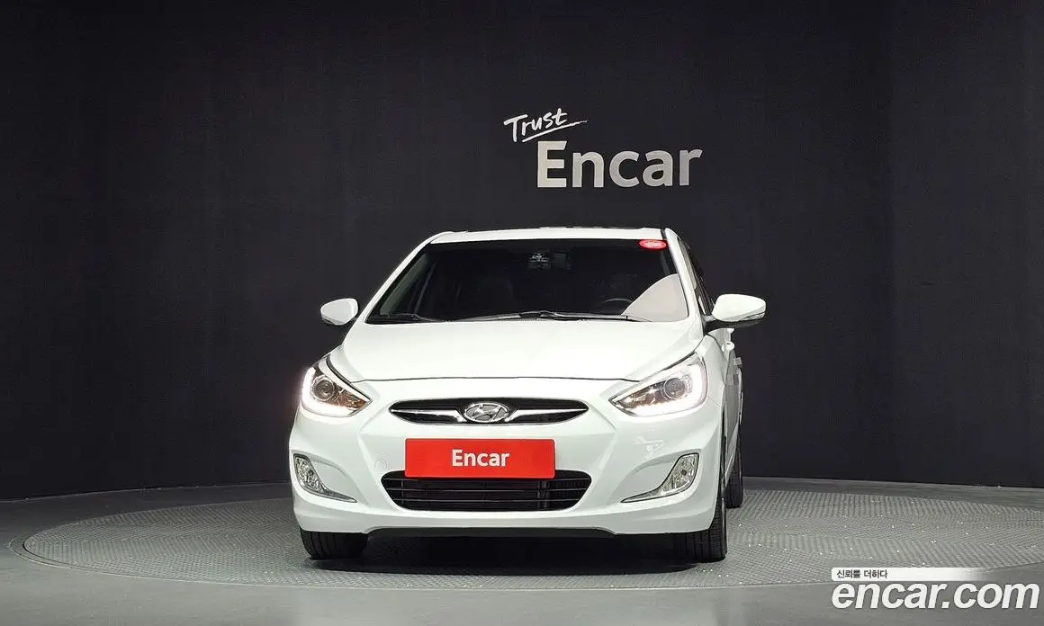 Hyundai Accent 2013 1.6 АКПП, фото 3