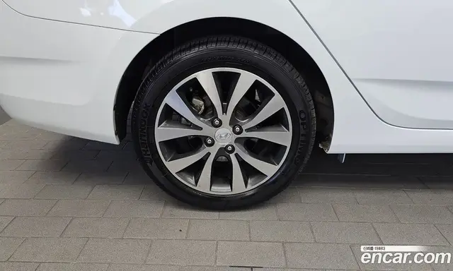 Hyundai Accent 2013 1.6 АКПП, миниатюра 5