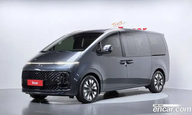 Hyundai Staria, 2023, 48 548 км