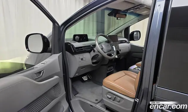 Hyundai Staria 2023 2.2 АКПП, миниатюра 10 Hyundai Staria 2023 2.2 АКПП, миниатюра 10