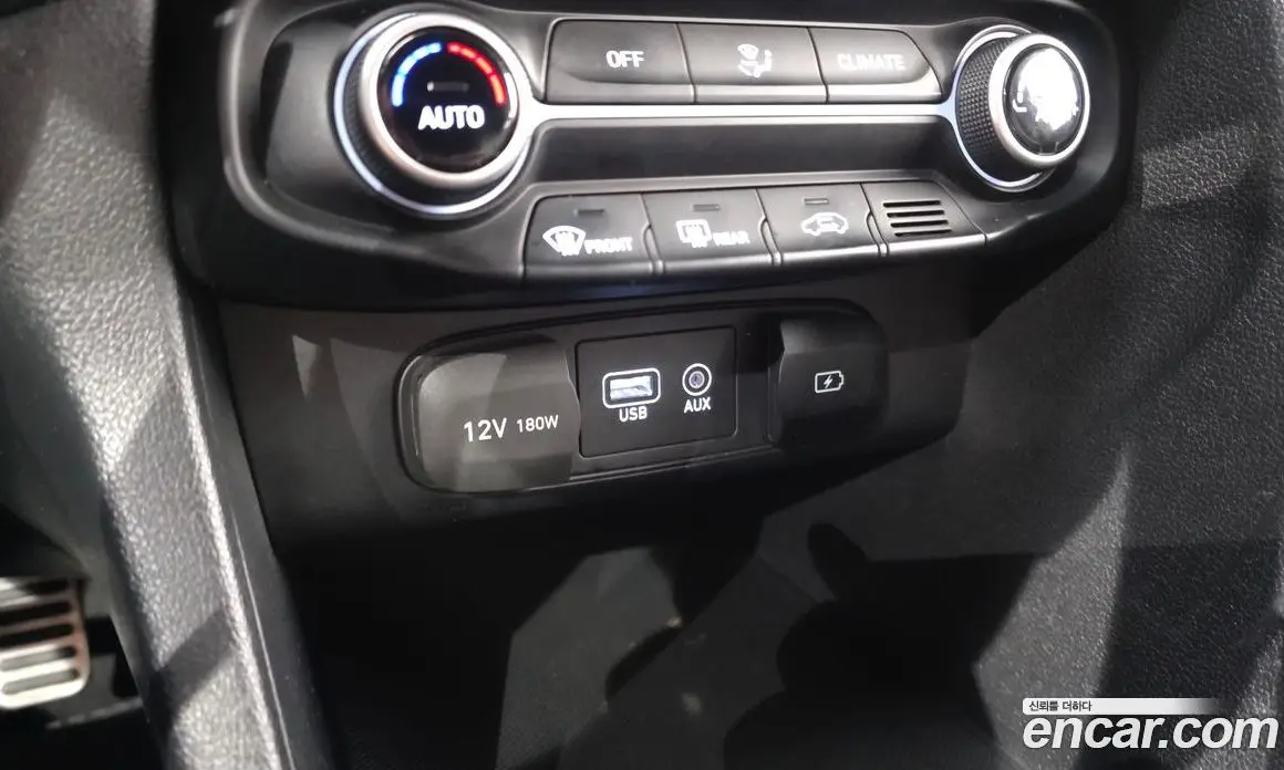 Hyundai Veloster 2019 2.0 МКПП, фото 16
