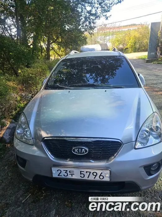 Kia Carens 2011 2.0 АКПП, миниатюра 3