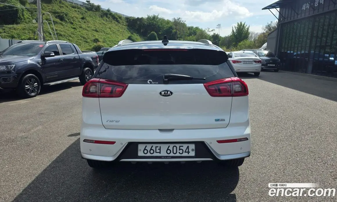 Kia Niro 2017 1.6 АКПП, фото 5