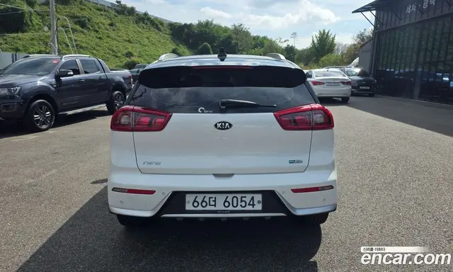 Kia Niro 2017 1.6 АКПП, миниатюра 5