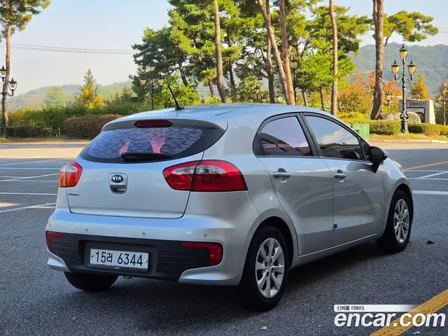 Kia Pride 2017 1.4 АКПП, миниатюра 5