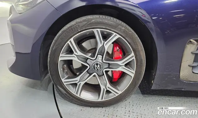 Kia Stinger 2018 2.2 АКПП, миниатюра 4 Kia Stinger 2018 2.2 АКПП, миниатюра 4