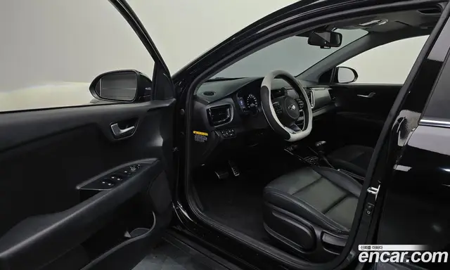 Kia Stonic 2017 1.6 АКПП, миниатюра 12