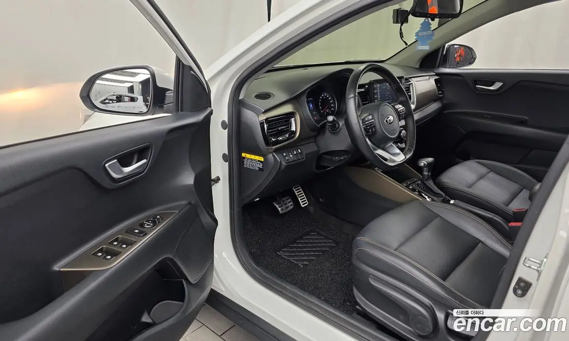 Kia Stonic 2017 1.6 АКПП, фото 13