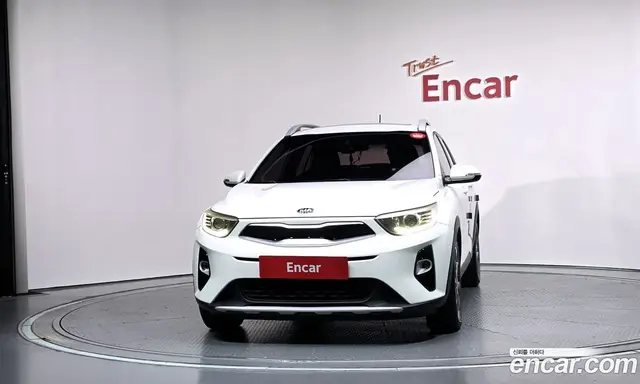 Kia Stonic 2017 1.6 АКПП, миниатюра 3