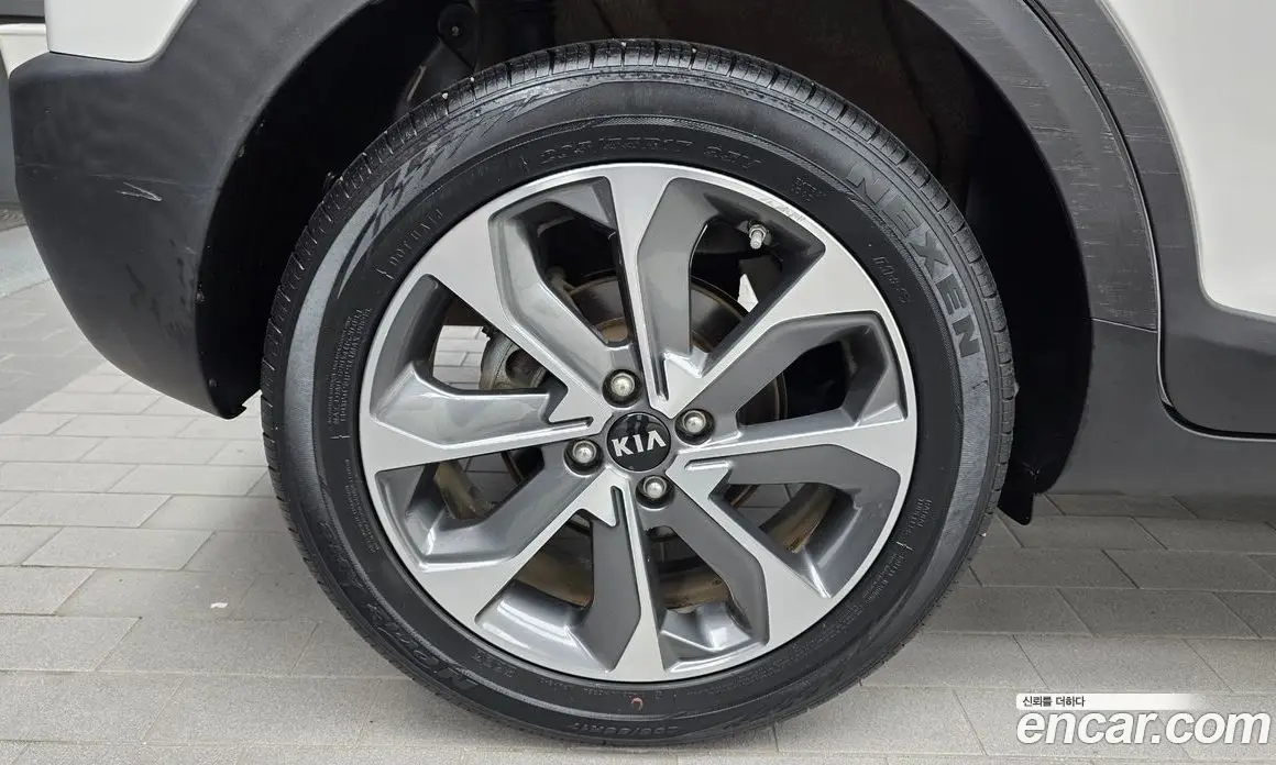 Kia Stonic 2017 1.6 АКПП, фото 5