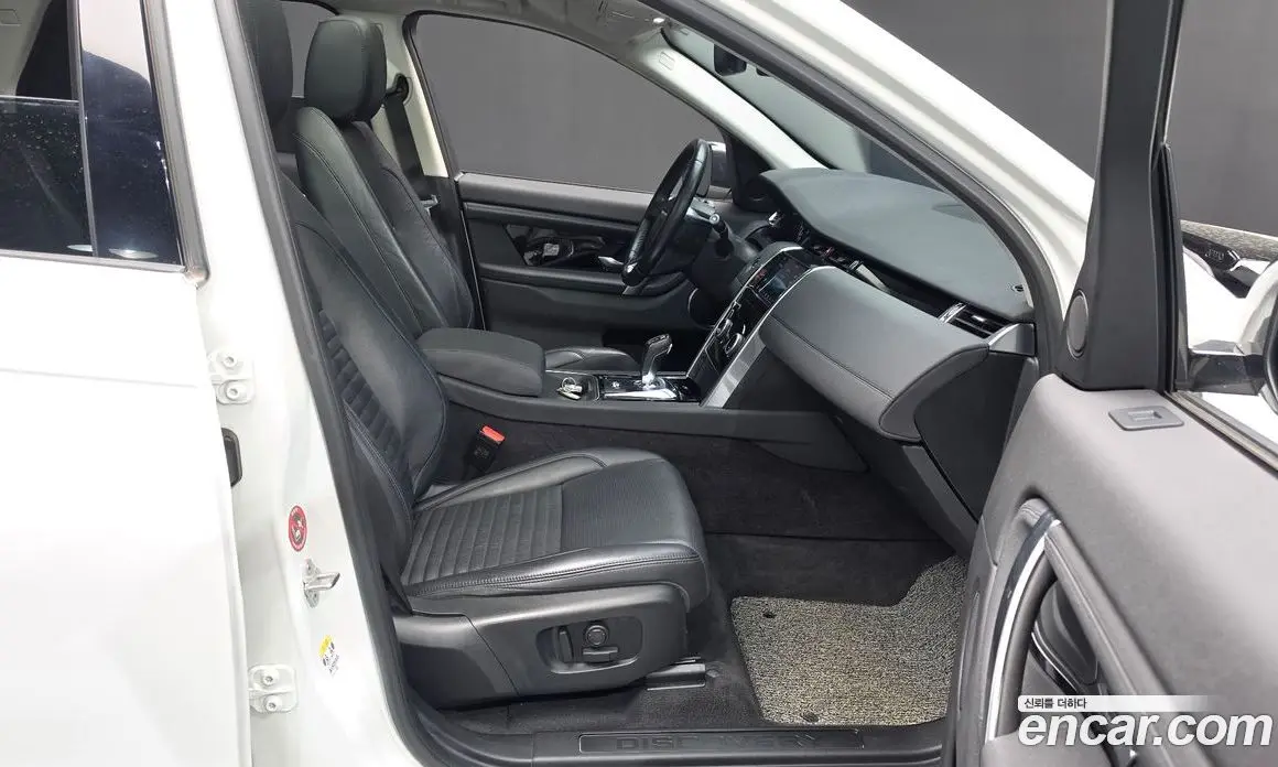 Land Rover Discovery Sport 2020 2.0 АКПП, фото 15