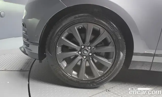 Land Rover Range Rover Velar 2018 3.0 АКПП, миниатюра 5 Land Rover Range Rover Velar 2018 3.0 АКПП, миниатюра 5