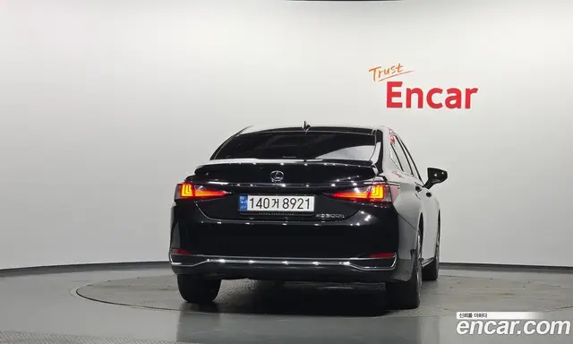 Lexus ES 2023 2.5 АКПП, миниатюра 4