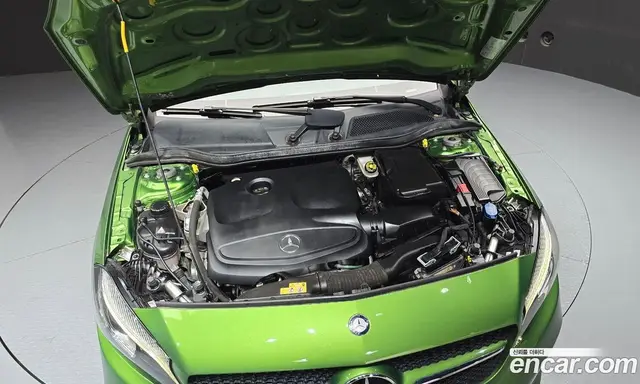 Mercedes-Benz A-Class 2017 1.6 АКПП, миниатюра 6