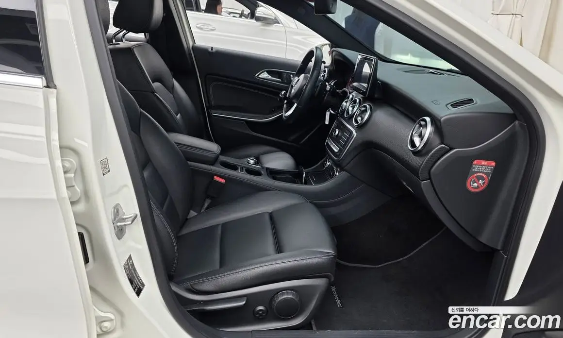 Mercedes-Benz A-Class 2017 1.6 АКПП, фото 11