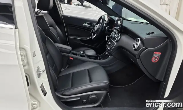 Mercedes-Benz A-Class 2017 1.6 АКПП, миниатюра 11