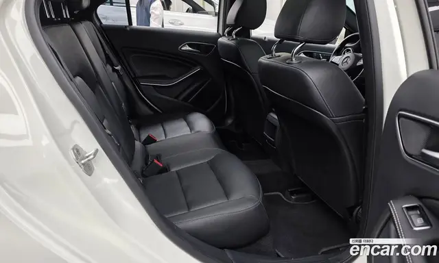 Mercedes-Benz A-Class 2017 1.6 АКПП, миниатюра 12