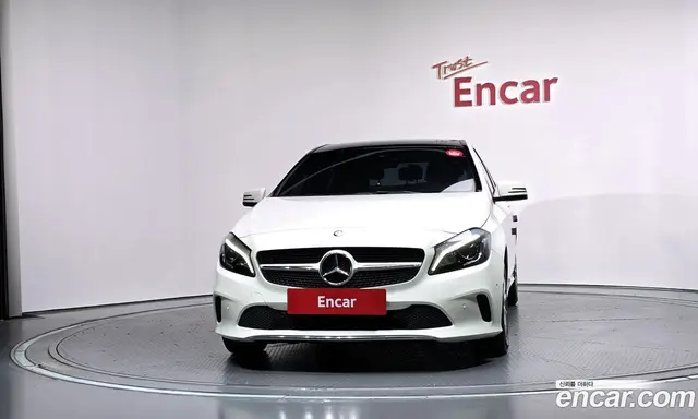 Mercedes-Benz A-Class 2017 1.6 АКПП, миниатюра 3