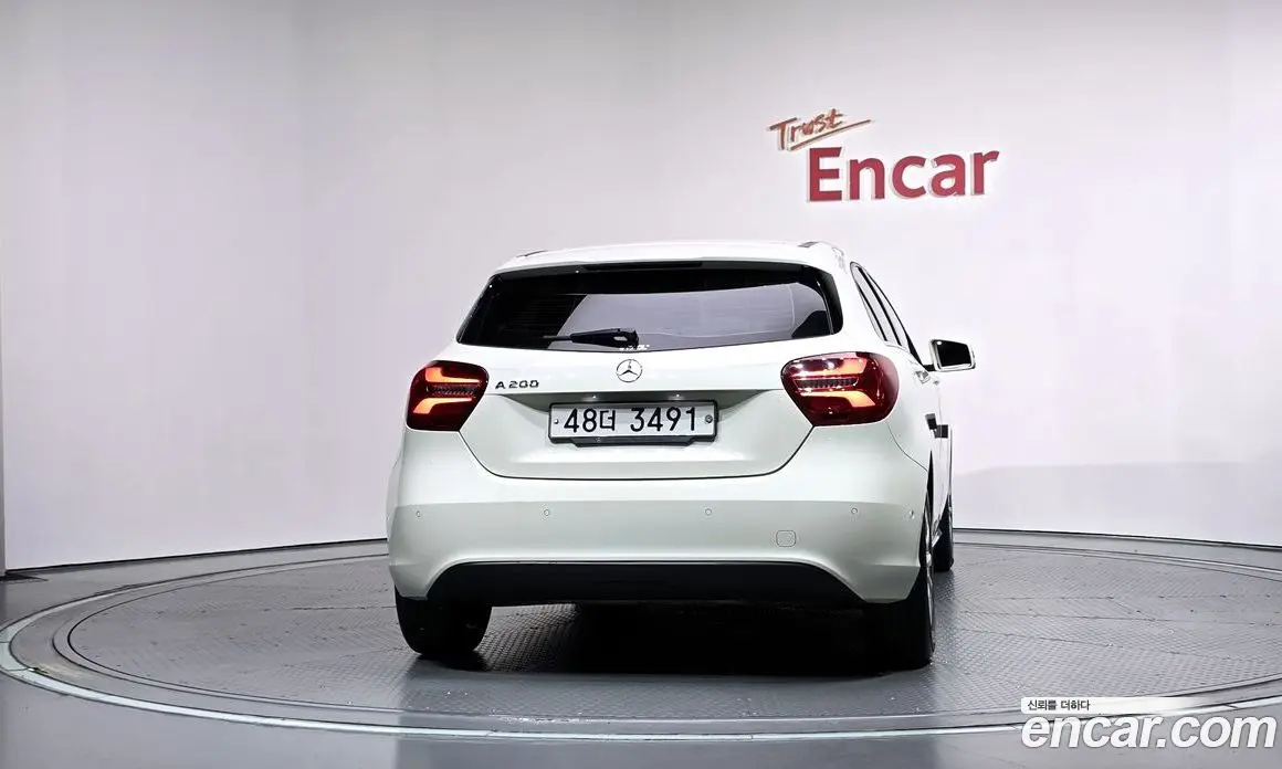 Mercedes-Benz A-Class 2017 1.6 АКПП, фото 4