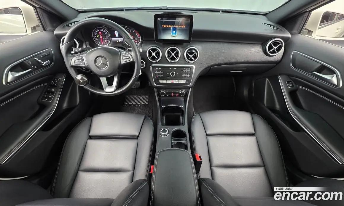Mercedes-Benz A-Class 2017 1.6 АКПП, фото 7