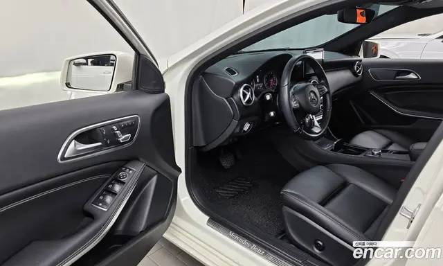 Mercedes-Benz A-Class 2017 1.6 АКПП, миниатюра 10