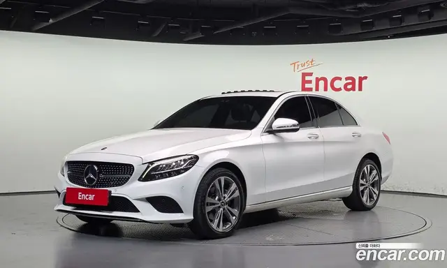 Mercedes-Benz C-Class, 2019, 83 116 км